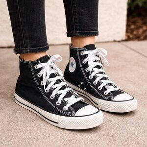 Converse Chuck Taylor All Star High Top Black Canvas Sneakers Size 7.5